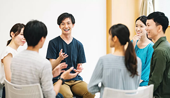 感性を育む右脳活性化プログラムイベントの企画、運営、実施